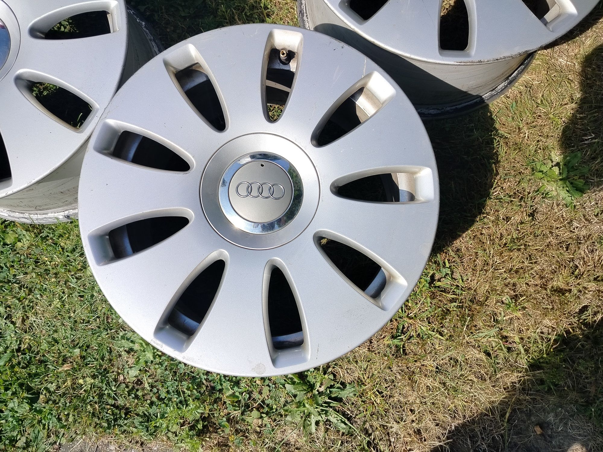 Audi VW skoda 5x112 16 cali stan bdb Alufelgi et42 komplet