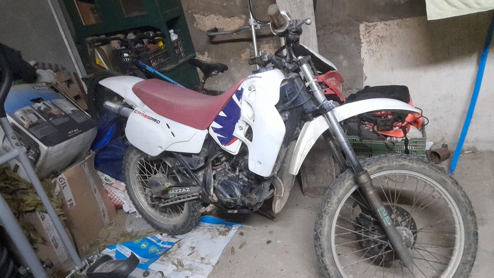 Vendo mota de 2 rodas