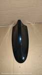 Antena cauda tubarão cor preto