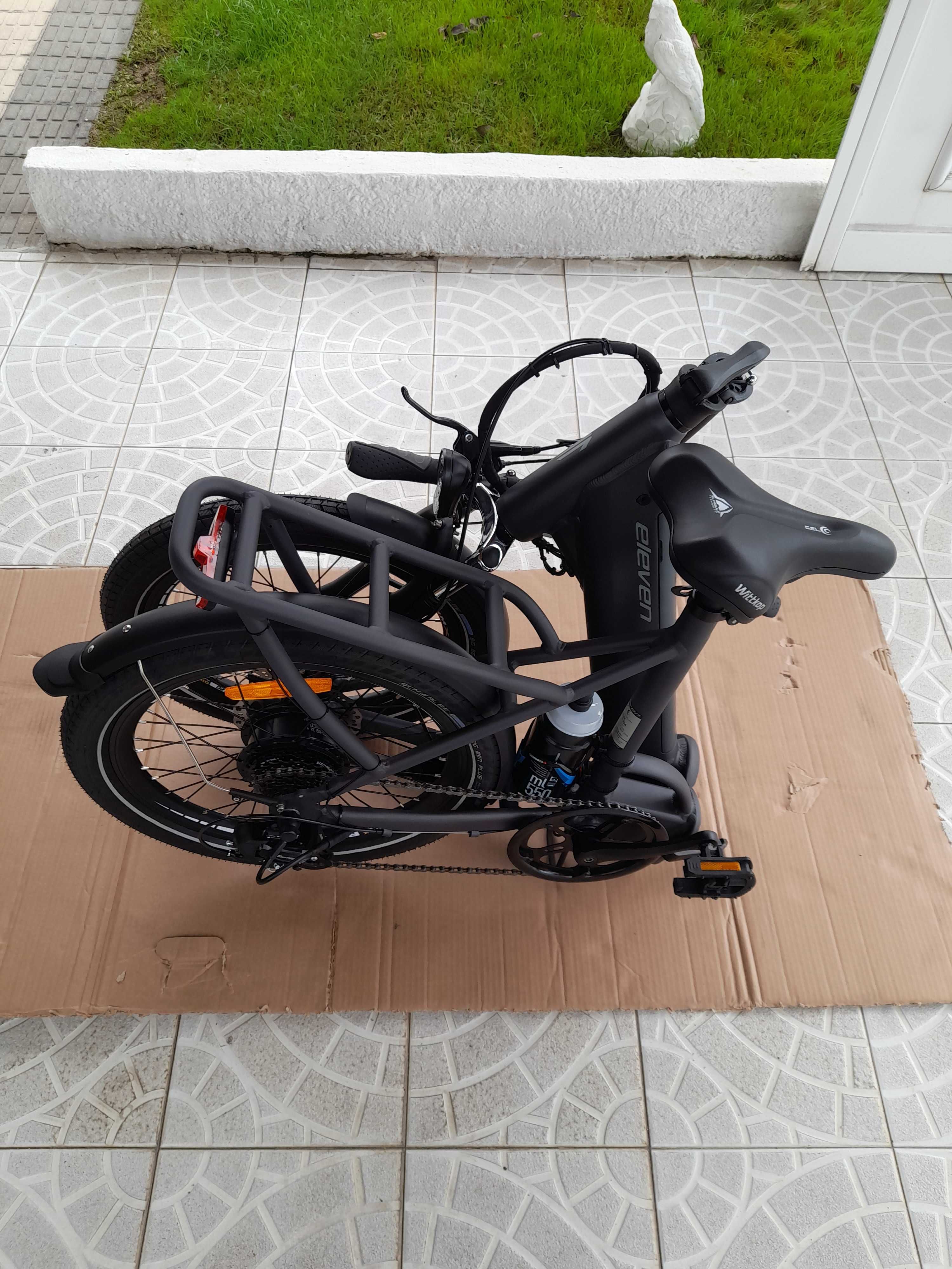 Bicicleta elétrica dobrável ELEVEN E4, com garantia de 26 meses.