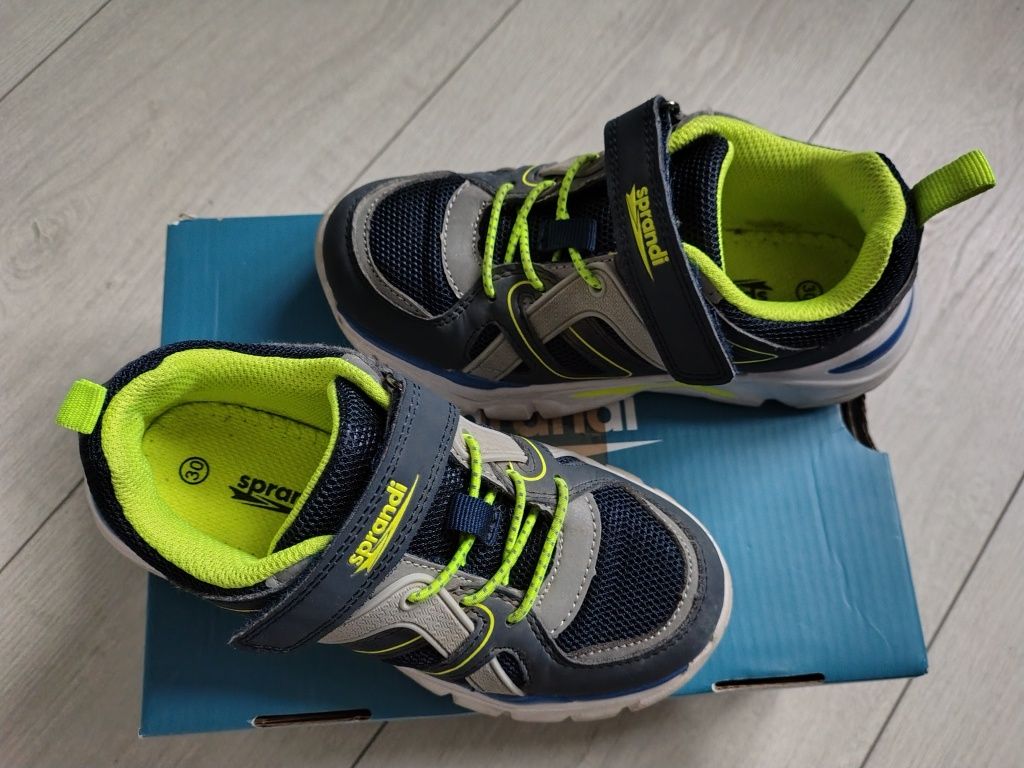 Adidasy sprandi 30 ideał jak nowe