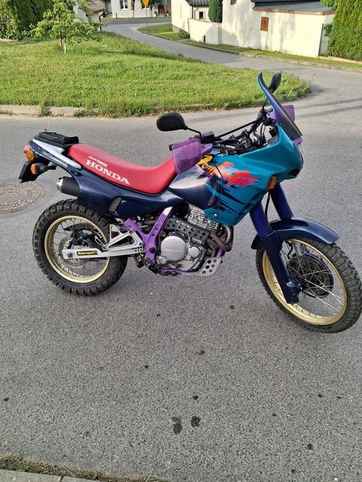 Honda dominator 650