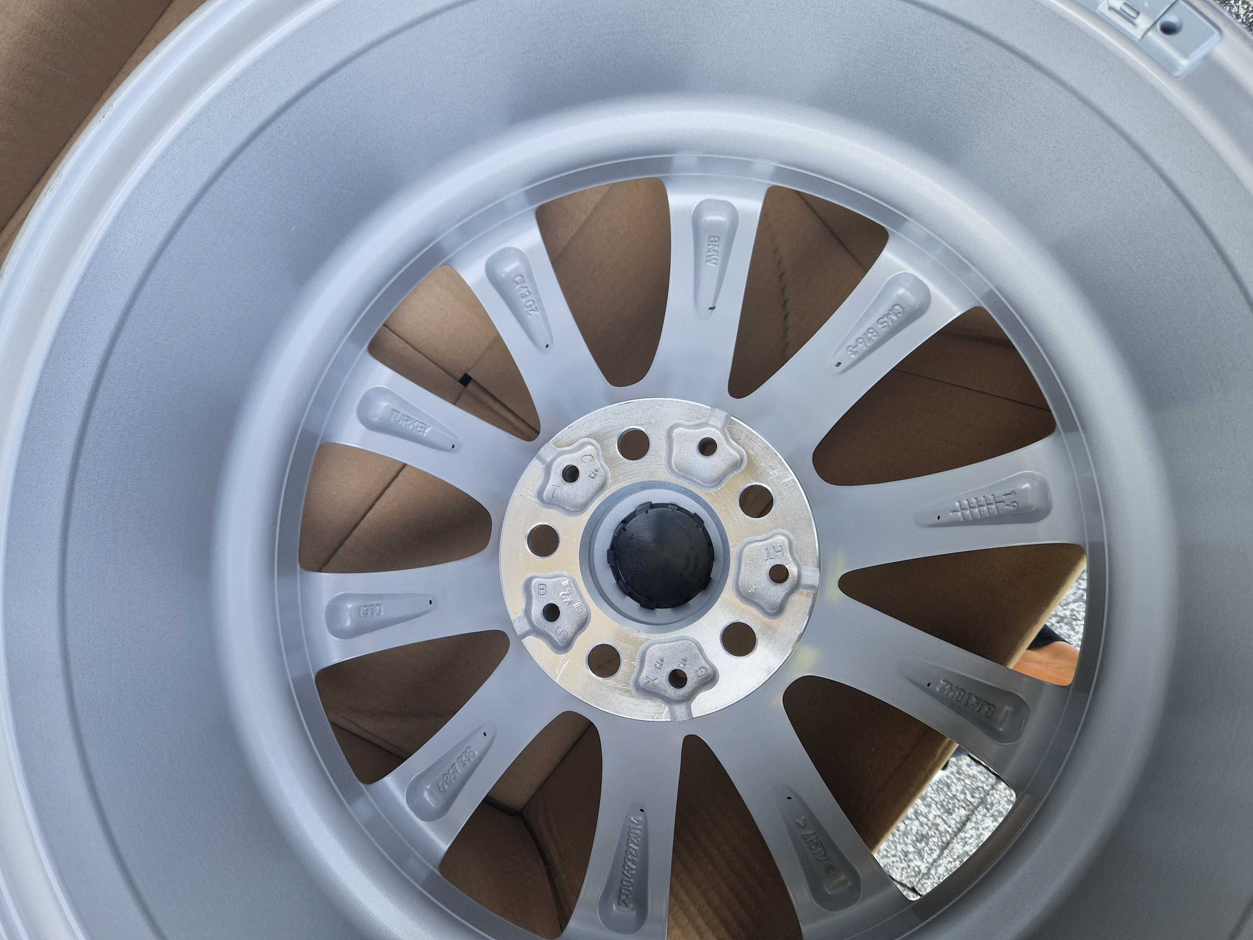 Felgi 18 BMW G30 G31 G32 G38 G11 G12 seria 5 6 7 X3 G01 X4 G02 X5 G05