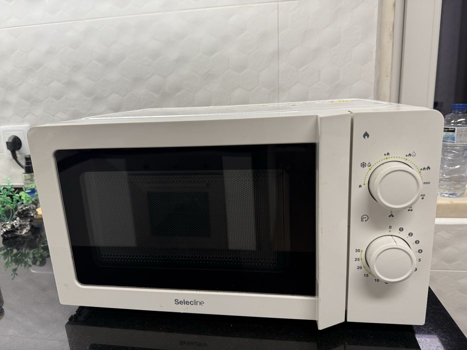 Microondas selecline