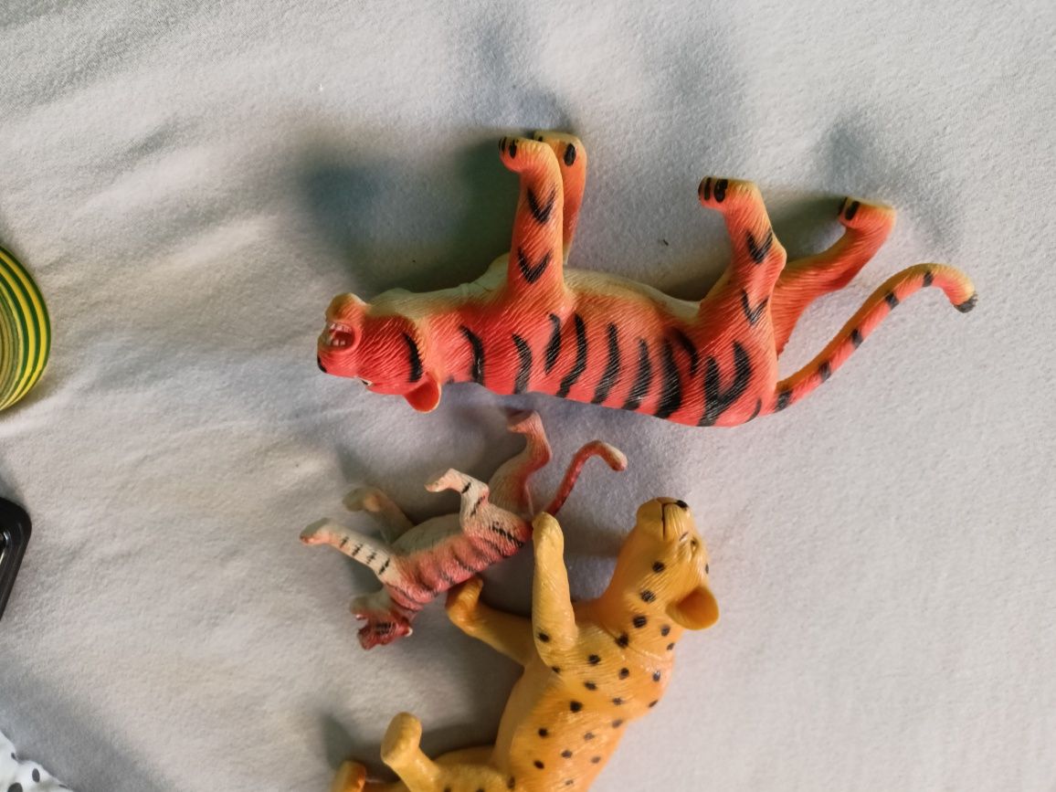 Zestaw zabawek figurki zoo zwierzęta żyrafa tygrys pantera