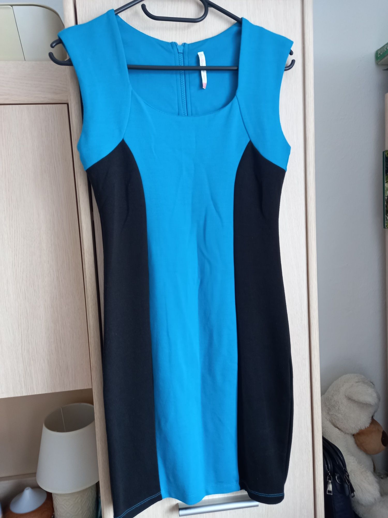 Czarno niebieska sukienka