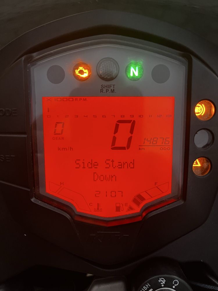 KTM Duke 390 35kw ABS poucos Kms