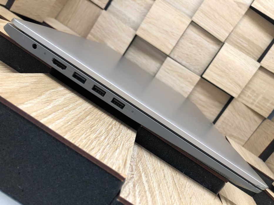 №5196 Ноутбук Lenovo IdeaPad 3 17IIL05 HD+/i5-1035G1/8Gb/SSD256/MX330