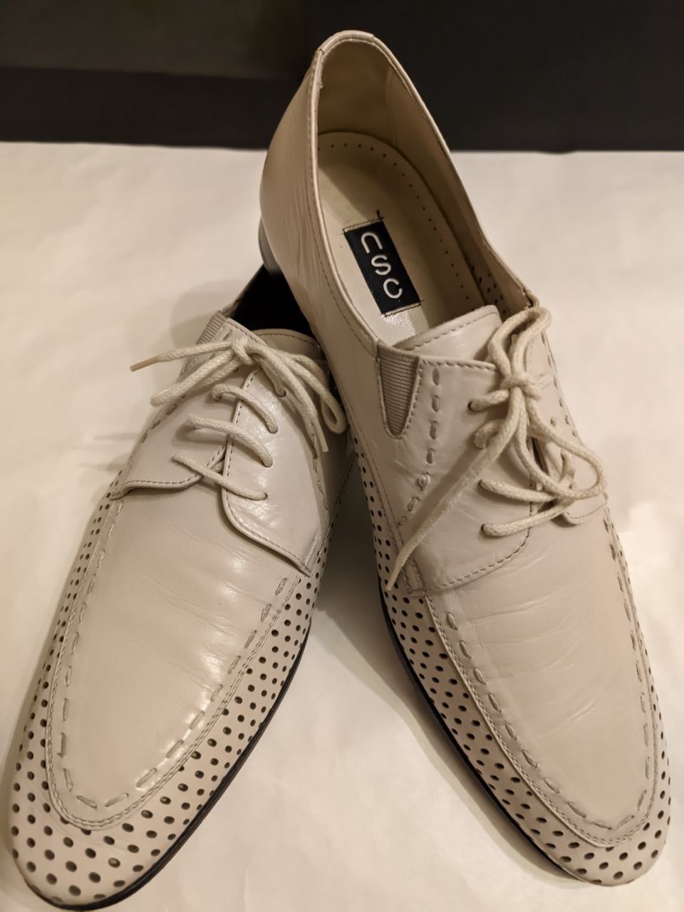 Туфли белые Италия 44-45 р
