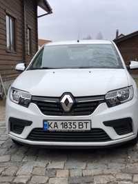 Renault sandero 2020 года