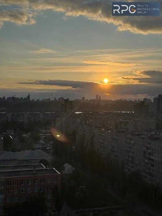 БЕЗ комісії! Перша здача! 3к квартира ЖК Барвінок метро Лівобережна
