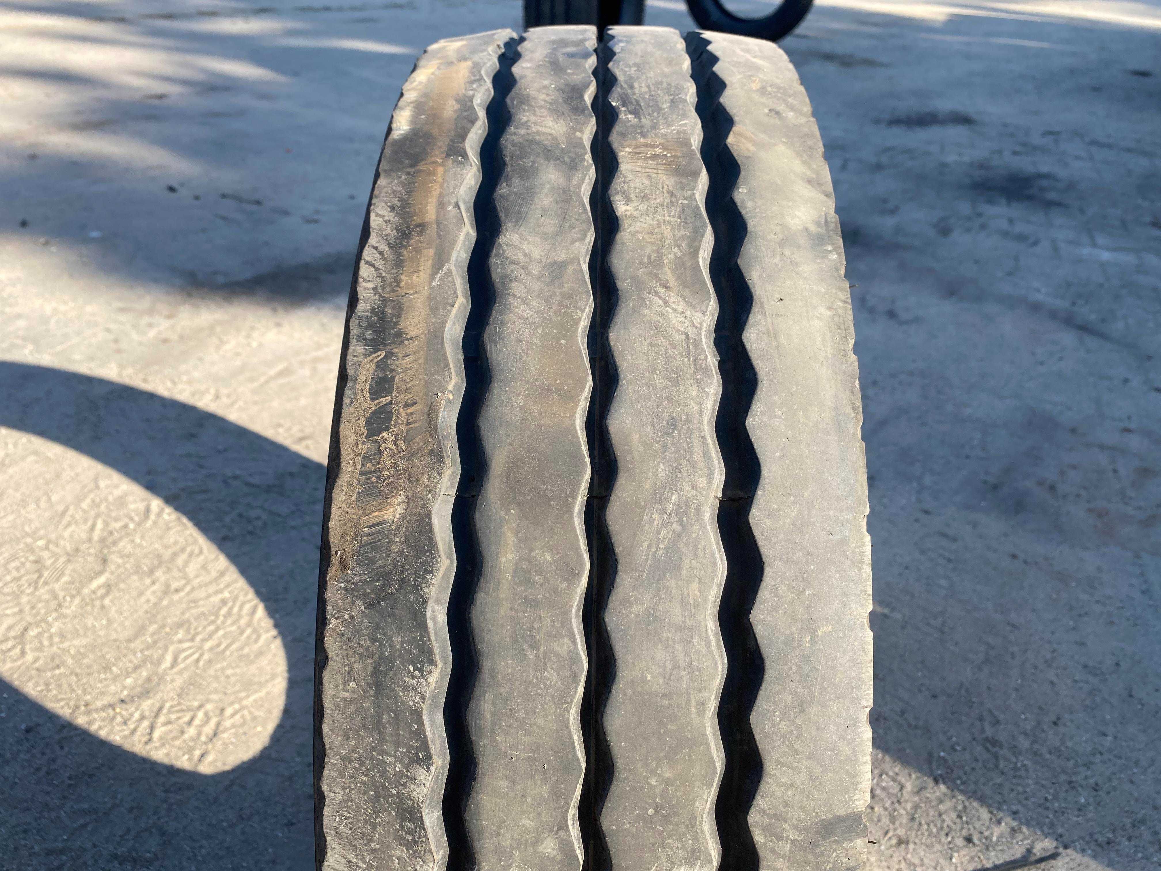 205/65R17.5 Opona BRIDGESTONE R-TRAILER 001  8-9mm Naczepa