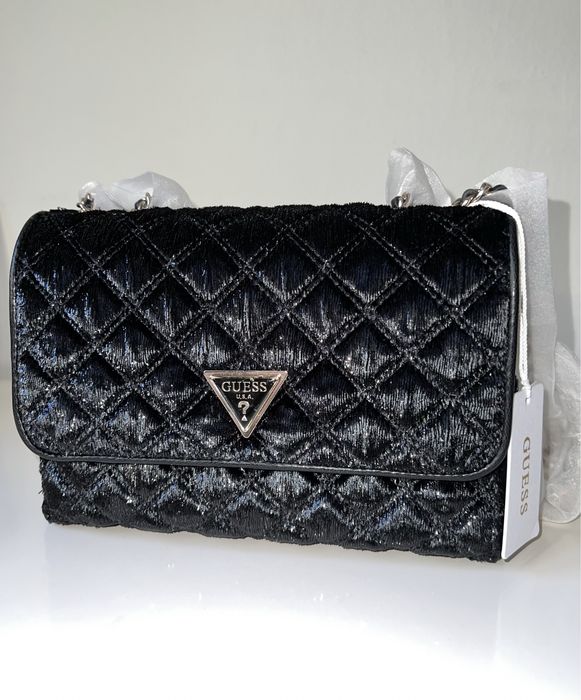 Guess torebka crossbody mała czarna Giully
