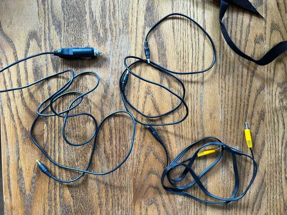 monitorki samochodowe