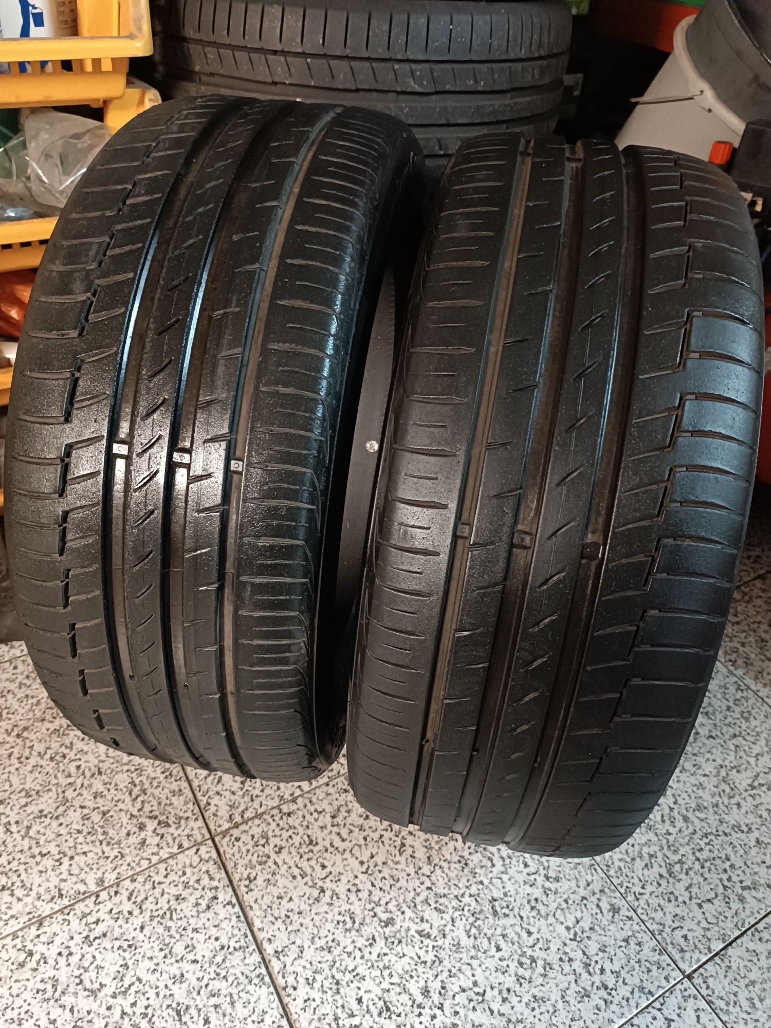 Pneus Continental 225/45 r17