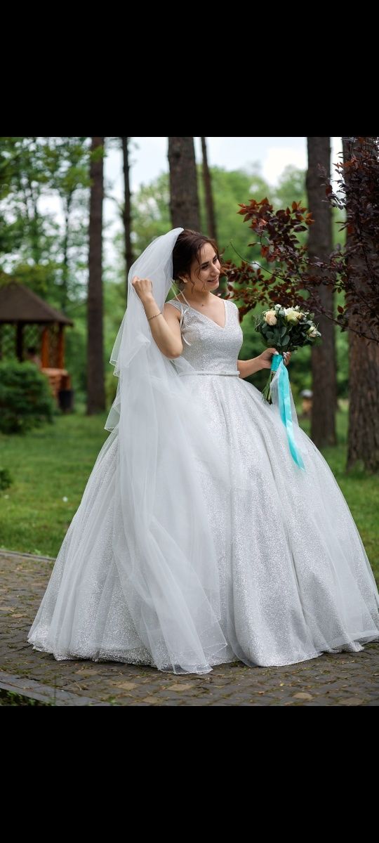 Весільне платтячко