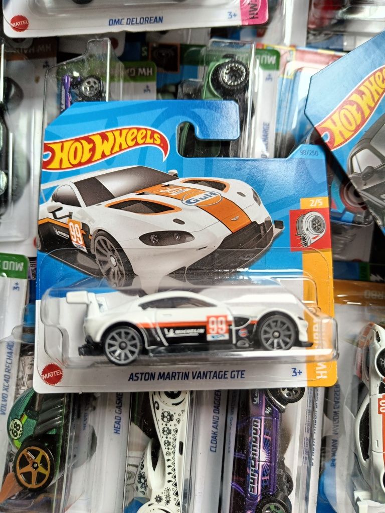 Hot Wheels HW Aston Martin Vantage GTE resorak