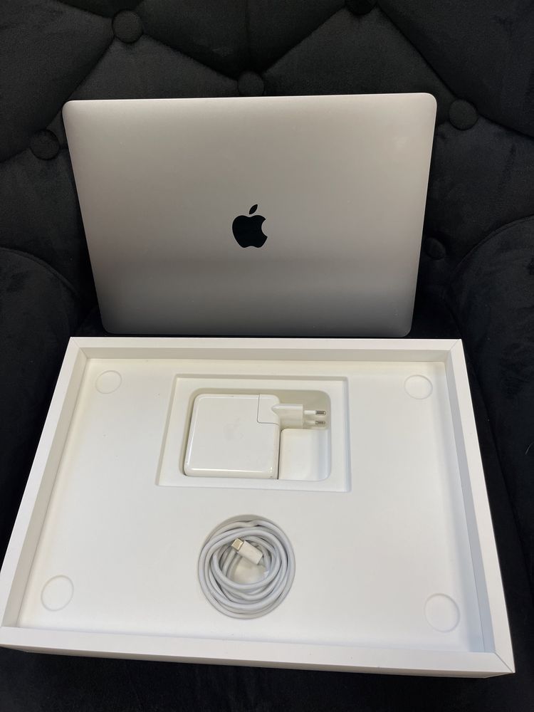 Apple MacBook Pro 13-inch M1 2020r. 16GB RAM