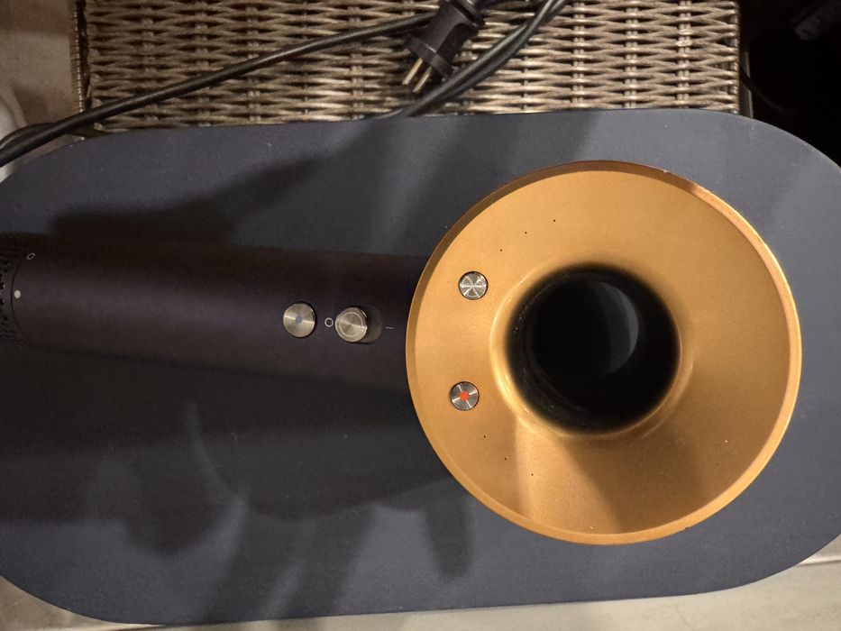 Dyson Supersonic Azul