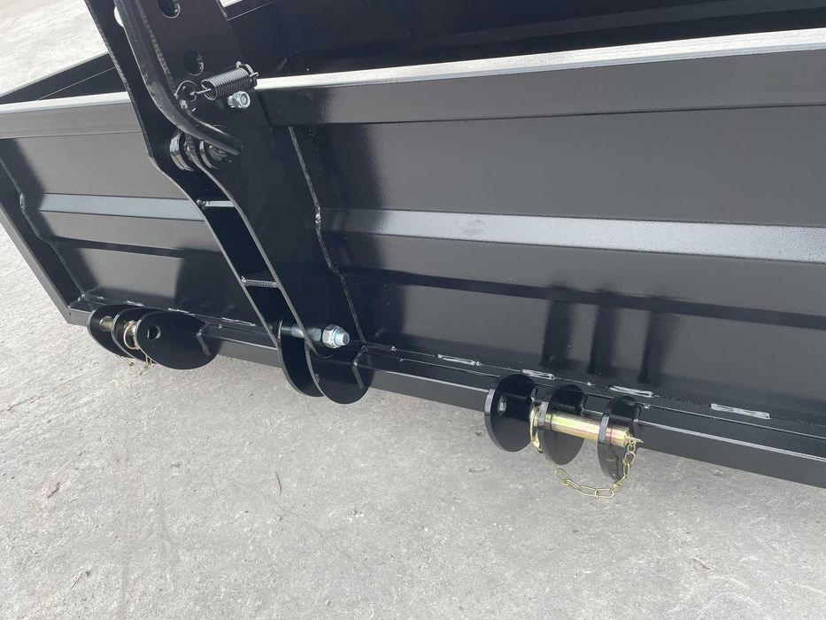 Skrzynia transportowa paka 1,65 m tuz tył/przód uchylna z lemieszem