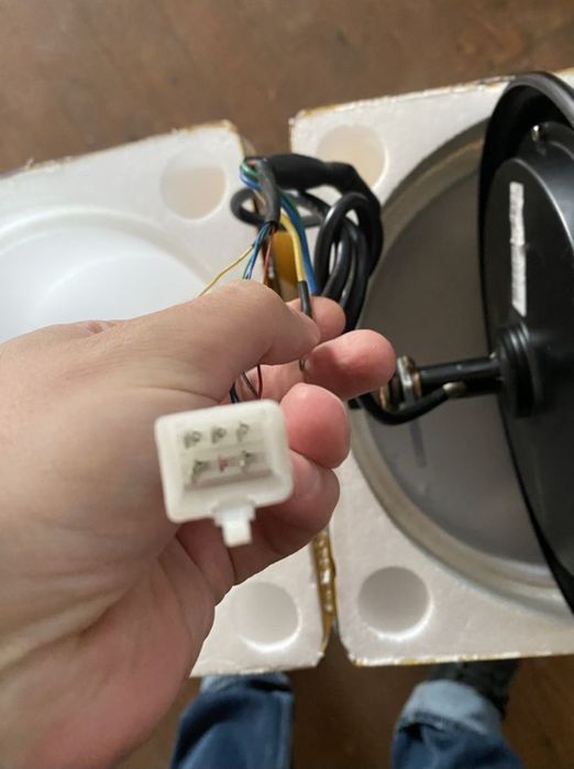 Продам мотор колесо 10 дюймів нове