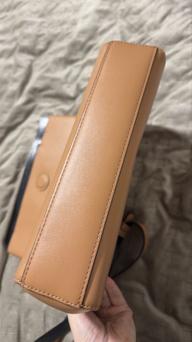 Жіноча сумка (оригінал)