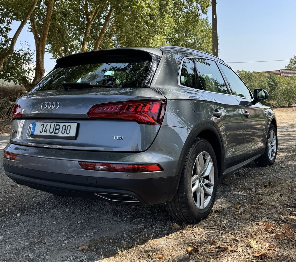 Audi Q5 2.0 Tdi 150 CV