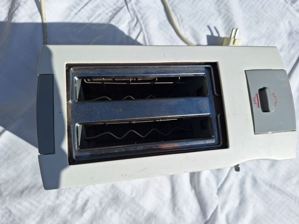 Tostadeira ufesa 750 W