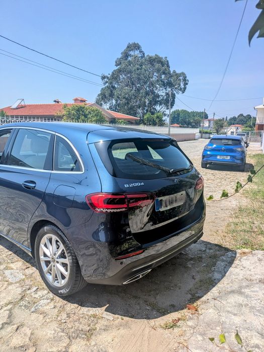 Mercedes B 200 D 8G-DCT  Como Novo