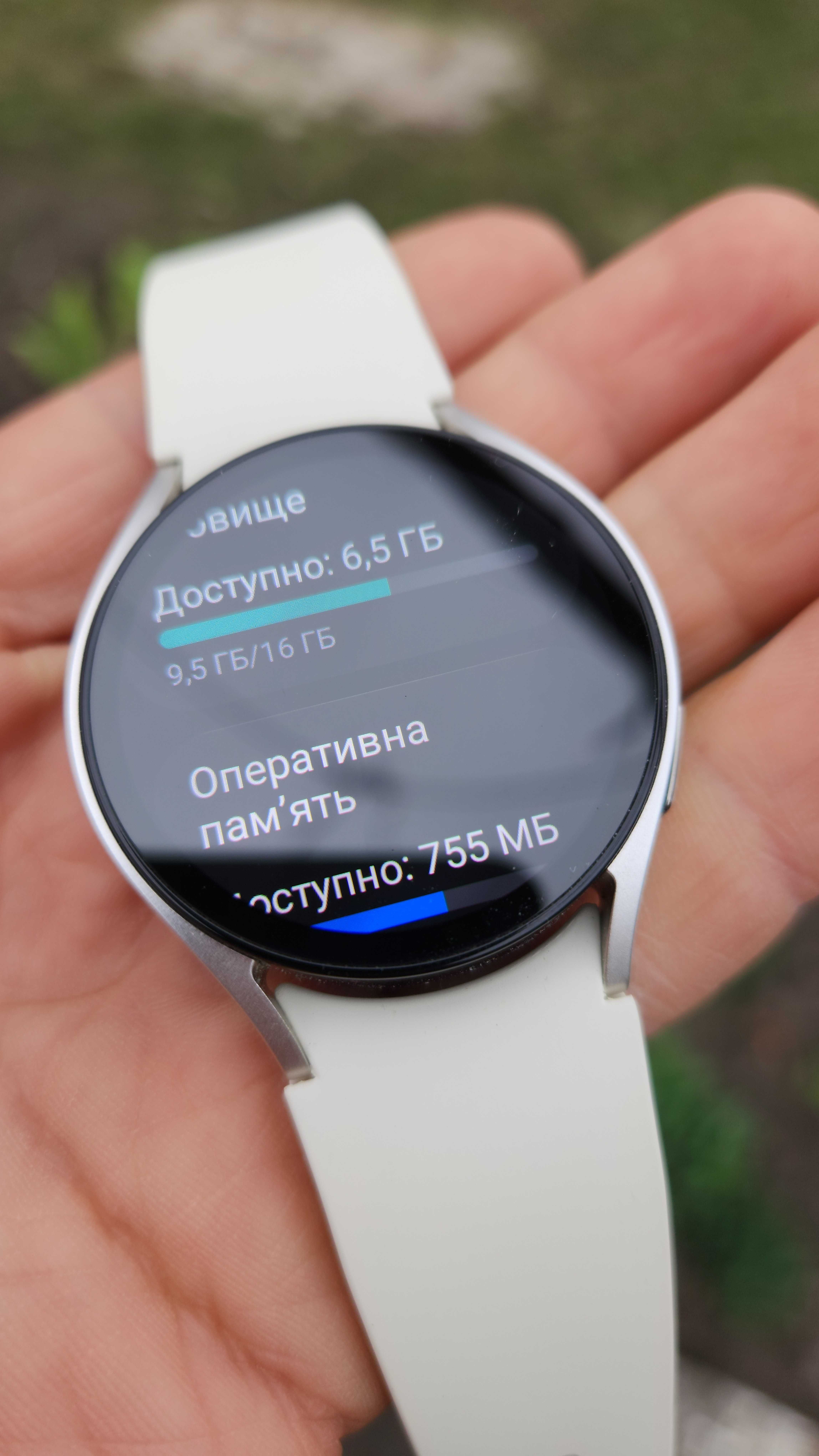 Samsung Galaxy watch 6 40 mm beige loop