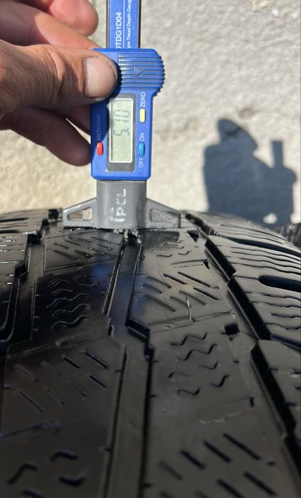 Шины б у 225/75R16c MICHELIN