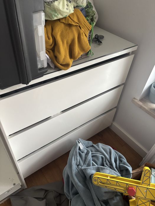 Komoda biała 3 szuflady REZERWACJA