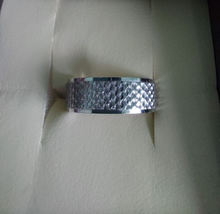 Срібна обручка,нова!