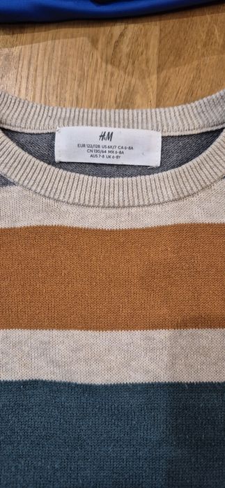 Sweter chłopięcy rozm. 122-128