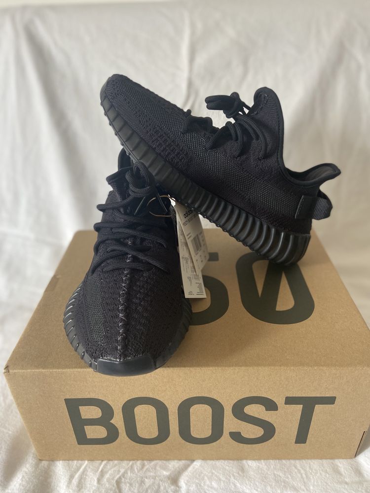 YEEZY Boost 350 V2 Onyx 42 e 42,5