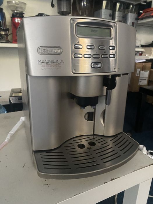 Кавомашина Delonghi Magnifica Pronto Cappuccino