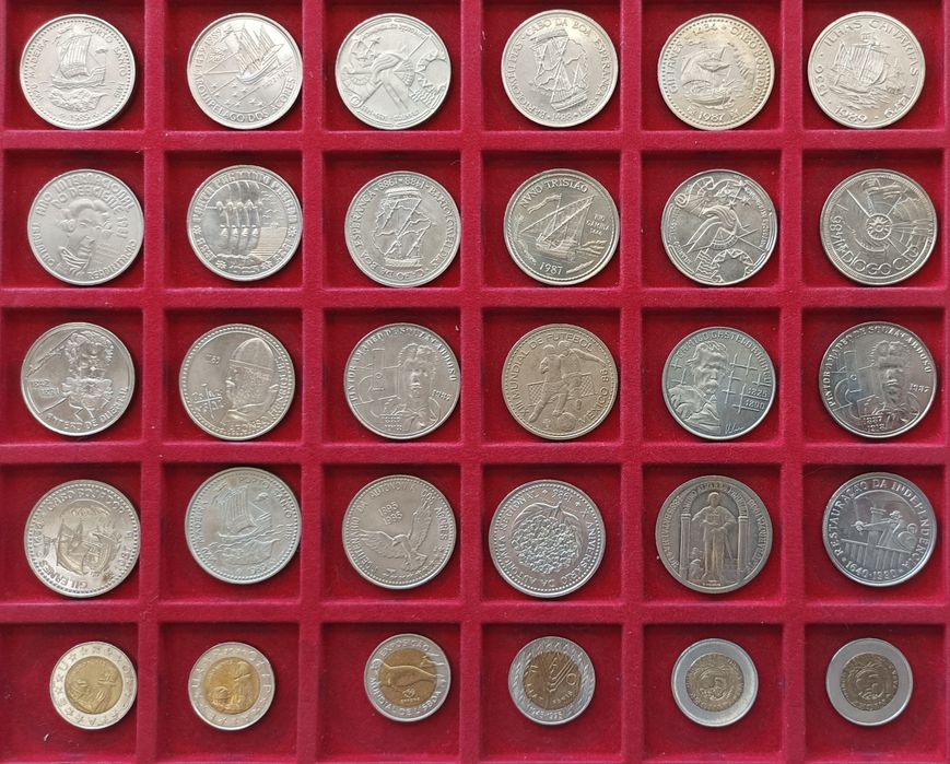 30 Moedas de 100 Escudos Comemorativas