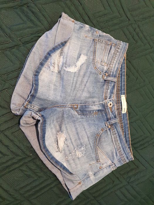 CROPP krótkie spodenki 38 / M