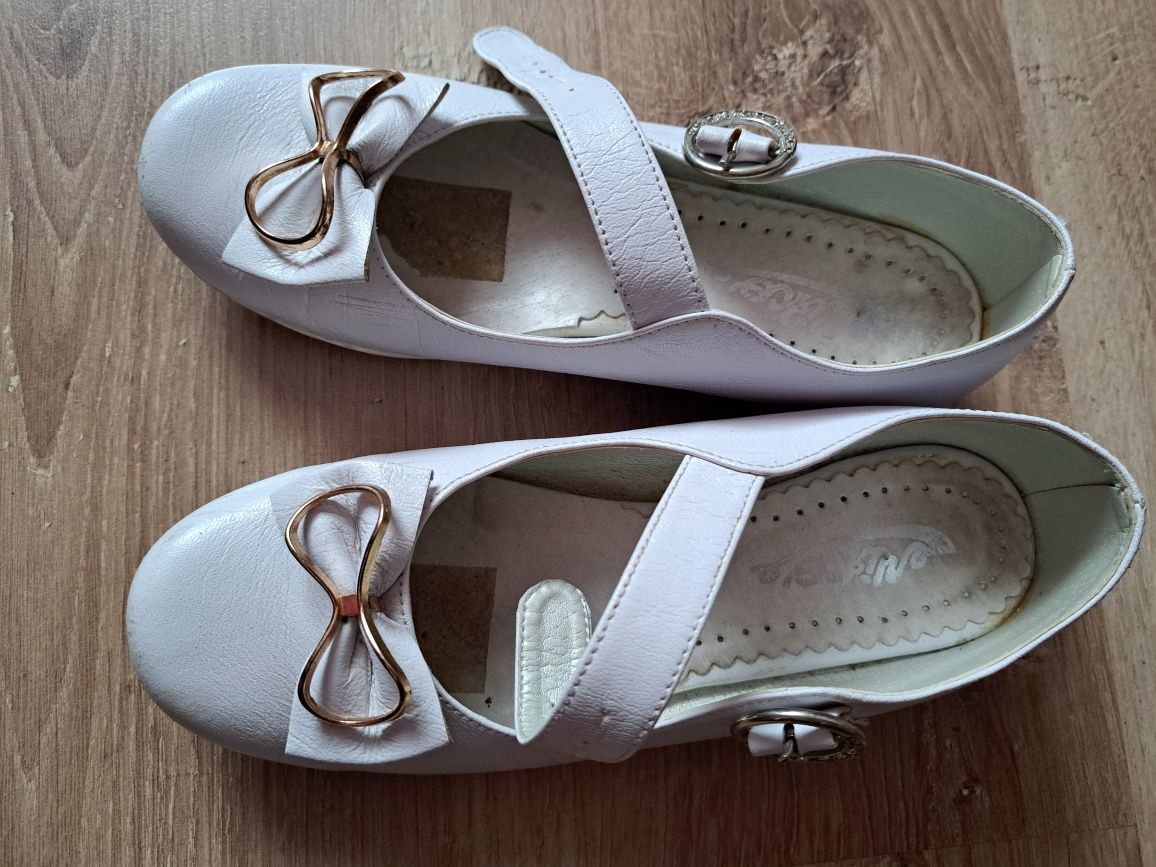 Buty komunijne rozm. 33