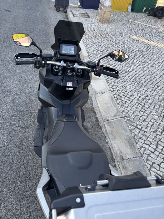 Honda Xadv 750 Só com 6016kms 2023
