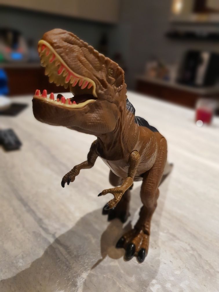 Dinozaur duży solidny
