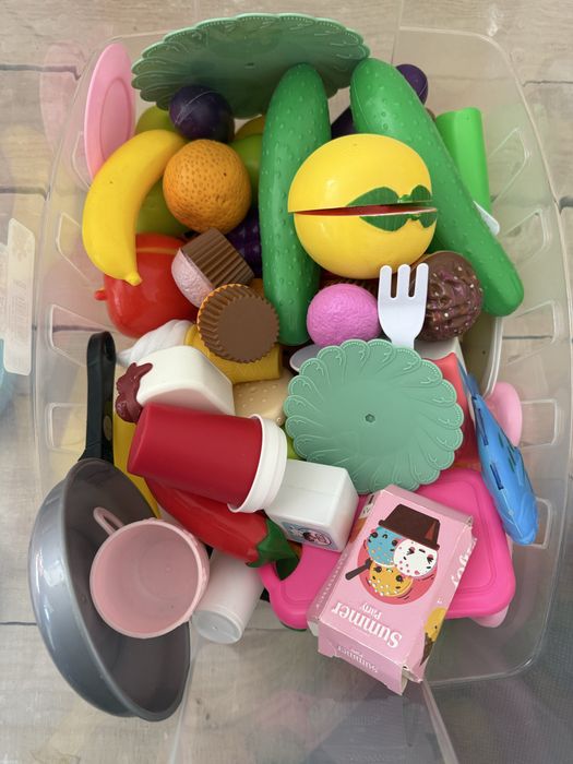 Только комплектом ! 112 ед. Посудка , продукты, овощи и фрукты