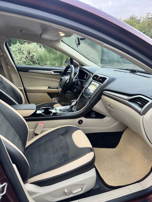 Орнедна авто Ford Fusion Hybrid  автомат