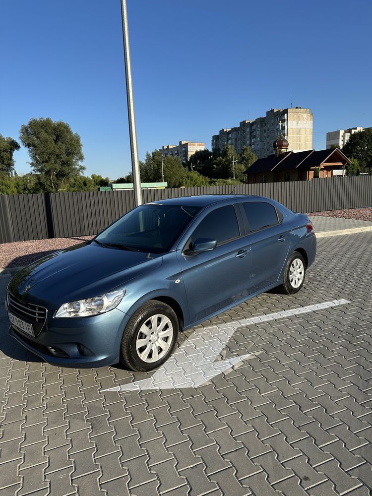 оренда PEUGEOT 301 1.6 дизель