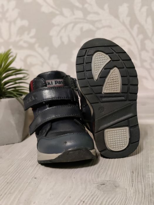 Осінні ботінки для хлопчика фірми Сказка