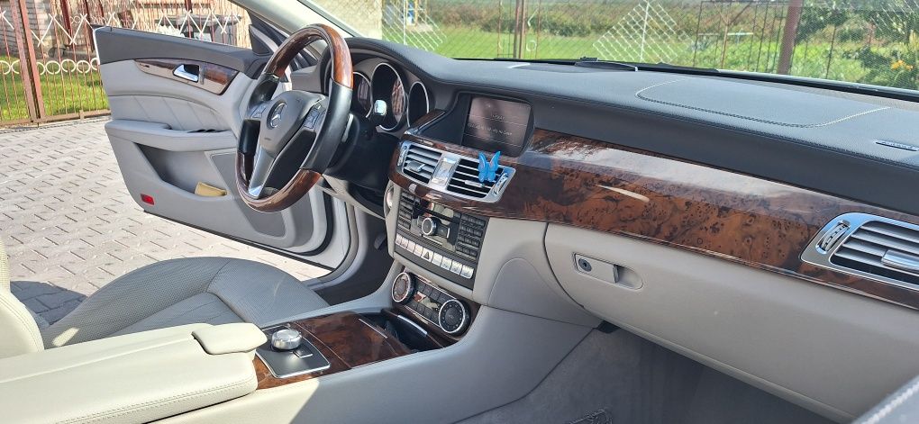 Mercedes CLS 350 Przebieg 137 tyś SALON POLSKA CENA DO NEGOCJACJI