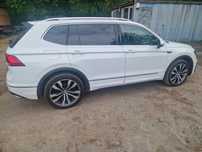 Volkswagen Tiguan Allspace 2.0R-lineDSG240KM + gratis