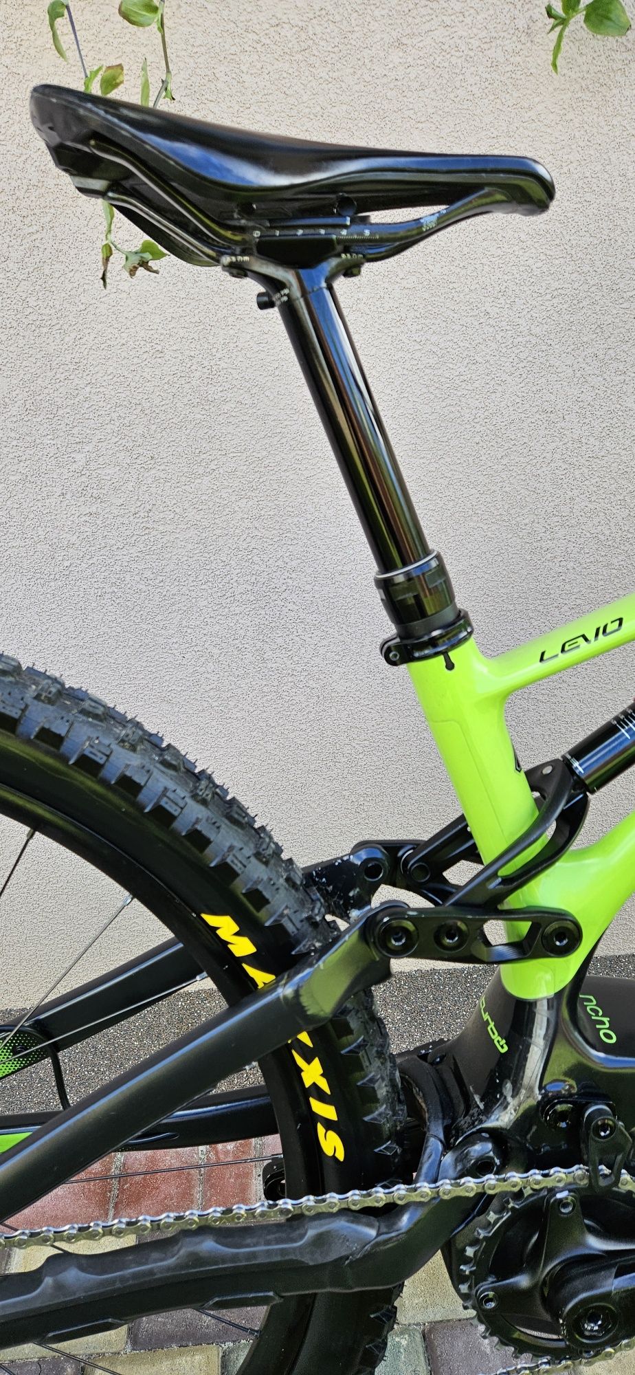 Велосипед Specialized LEVO MEN EXPERT CARBON 2019