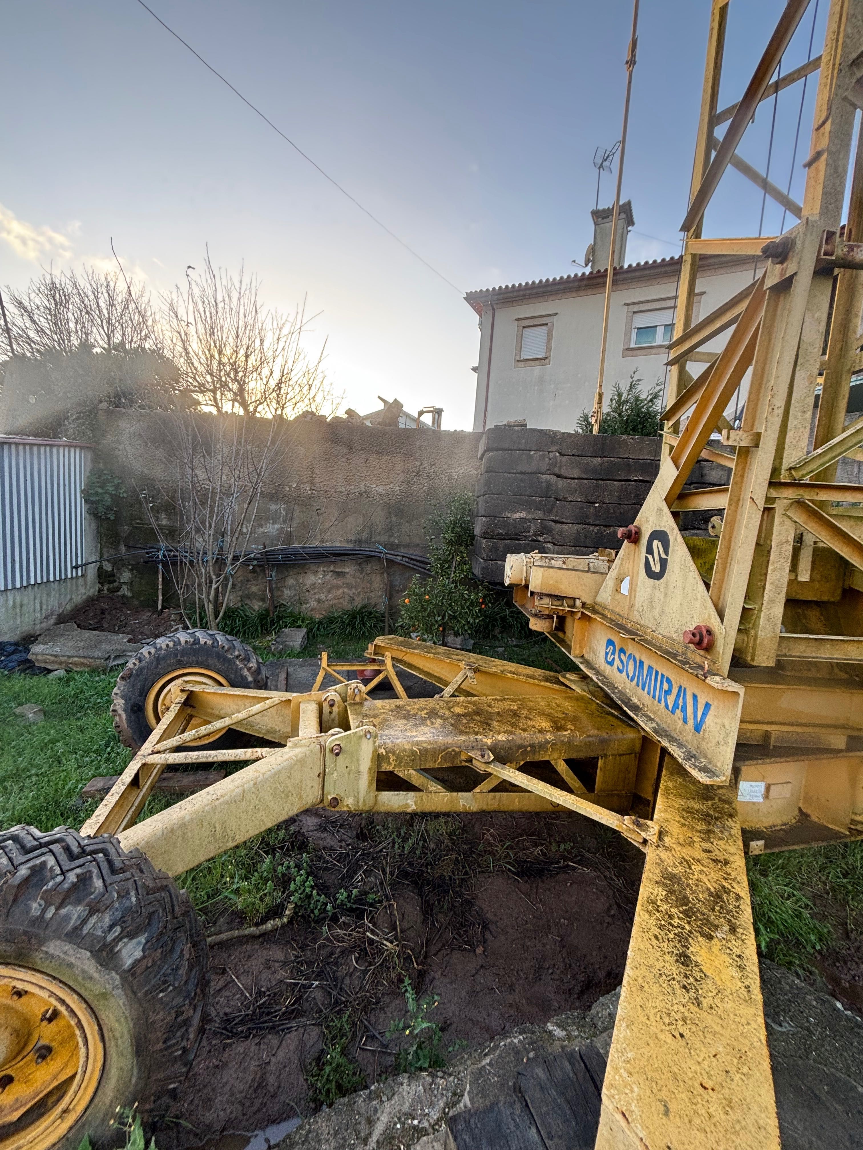 Grua Cadillon 24m