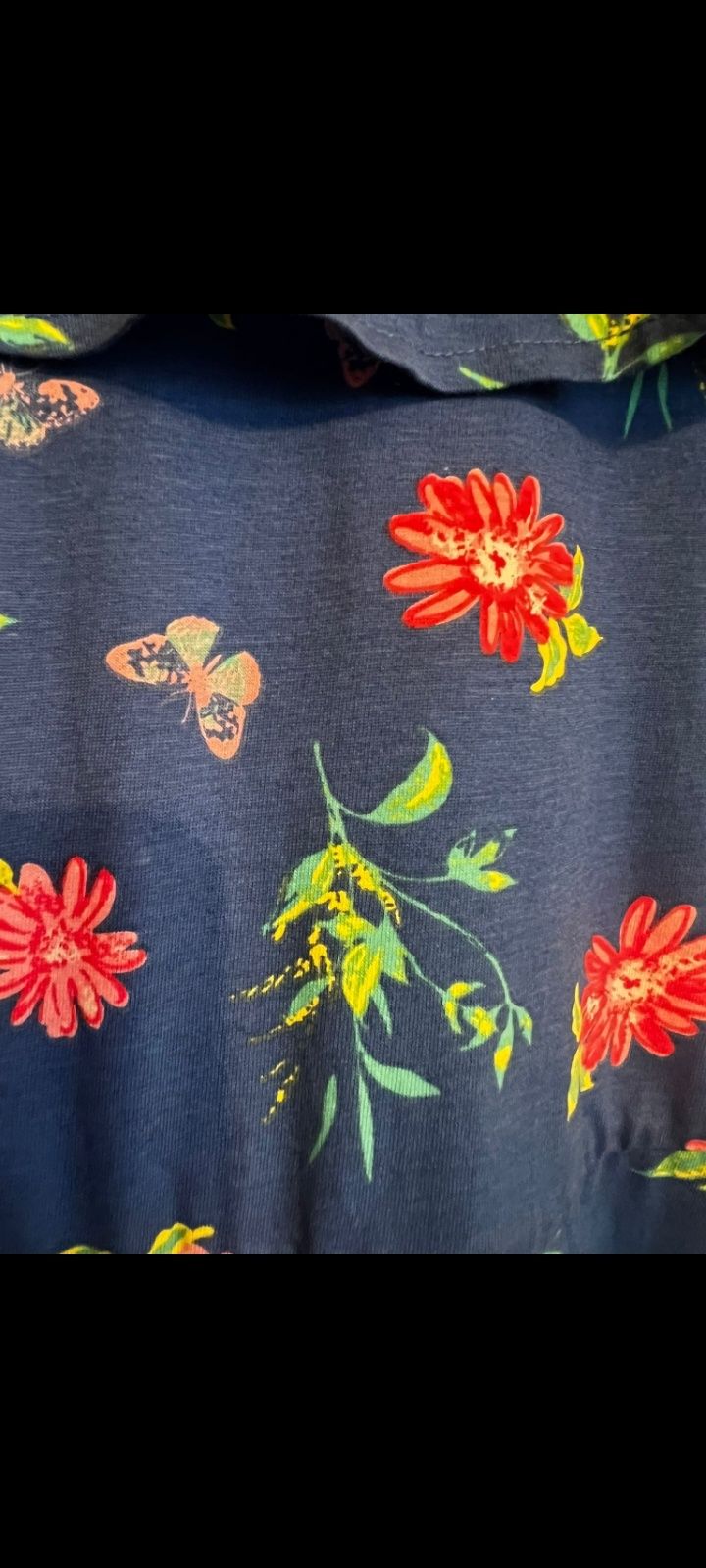 Granatowa sukienka w kwiaty bpc
